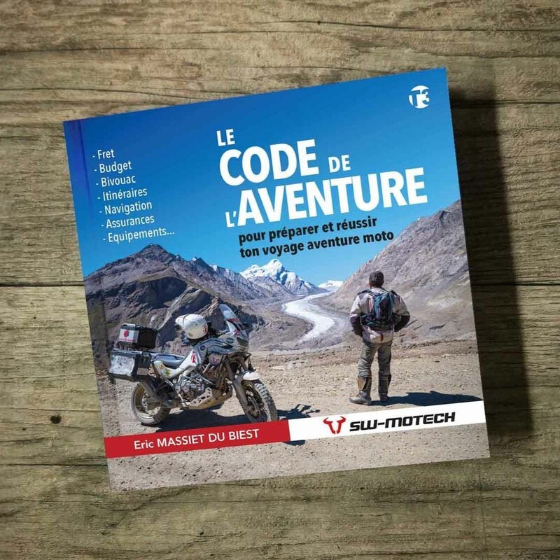 WER.PRI.FLY.041.2023 : Le code de l'aventure SW-Motech Honda CRF Africa Twin