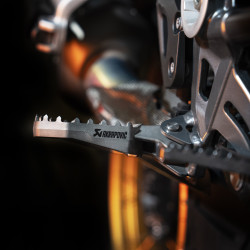 F-H11T1 : Poggiapiedi Adventure Akrapovic Africa Twin CRF